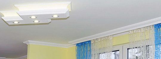 Innere Stuckleisten, Deckenleisten, Wandleisten, Stuckrosetten Innere Stuckleisten, Deckenleisten, Wandleisten, Stuckrosetten