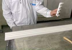 Zum Stuckmuster passende Markierschablone Zum Stuckmuster passende Markierschablone