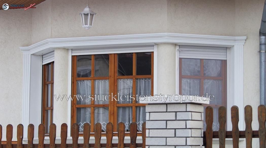 Stuckfenster mit Säulen, Fassadenprofil Ankara 108 und Fassadenprofil Freetown 100