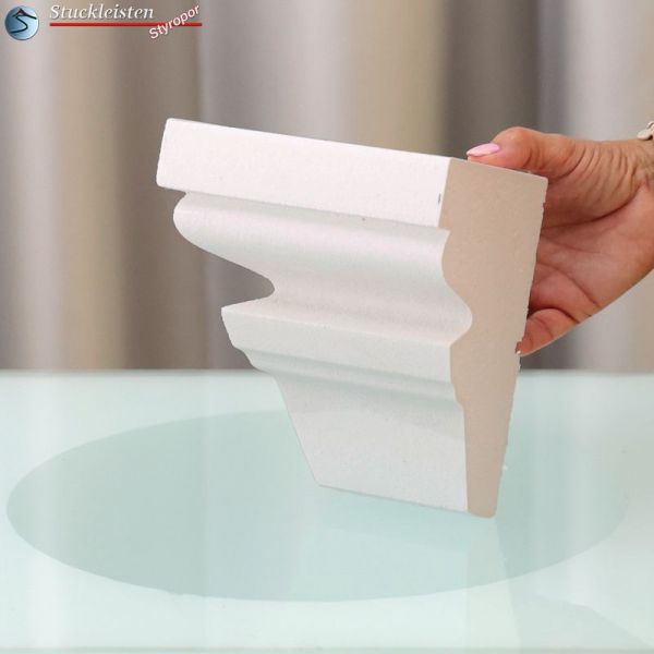 Linkes Schließelement zur beschichteten Fassadenstuck Zierleiste Ostbayern 163 Linkes Schließelement zur beschichteten Fassadenstuck Zierleiste Ostbayern 163