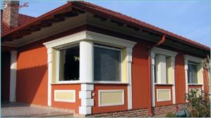 Außenfassade mit Bossenplatten