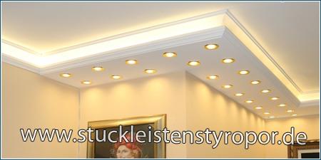 LED Spotlights und LED Streifen in Kombi Stuckleiste LED Spotlights und LED Streifen in Kombi Stuckleiste