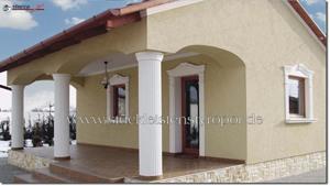 Kannelierte Stucksäulen mit Kapitell und Beschichtung Kannelierte Stucksäulen mit Kapitell und Beschichtung