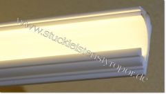 Optimale indirekte Beleuchtung in Stuckprofil mit Reflektorleiste