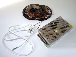 Trafo, Kabel und LED Band