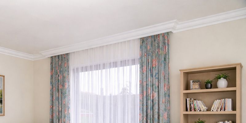 Vorhangleiste zur Stuckleiste Budapest 41 äußeres Eckelement