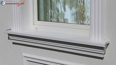 Verzierung der Fensterbänke Verzierung der Fensterbänke